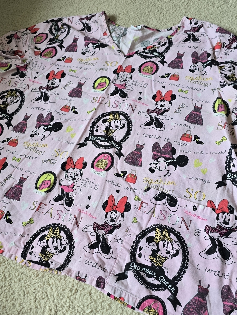 Minnie Mouse Disney Scrub With Pockets Womens Size 3X 4X